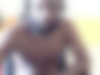 Live cam show with Darkkras - Brown Eyes on Gym Cam Girls