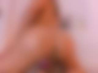 Live cam show with Nicolettebalee - Foot Fetish on AdultVida.com