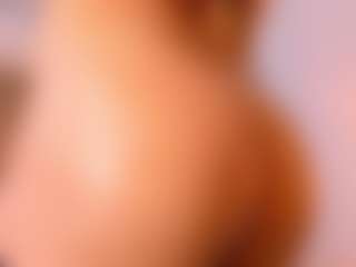 Live cam show with Nicolettebalee - Big Tits Mature on SxyPornLive
