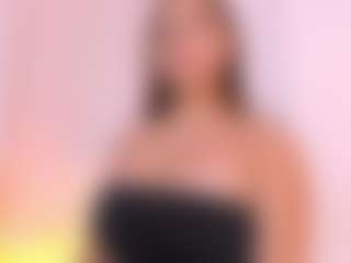 Live cam show with Nicolettebalee - Brown Hair MILF on Camsoda
