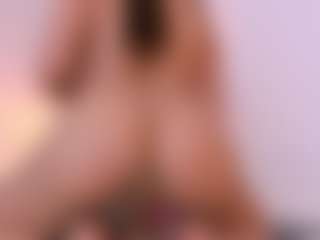 Live cam show with Nicolettebalee - Brown Hair MILF on Camsoda