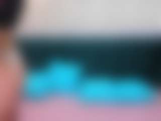GloriaBates's Live Sex Cam Show