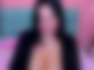 GloriaBates's Live Sex Cam Show
