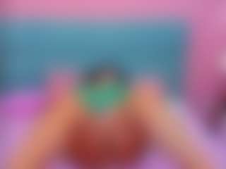 GloriaBates's Live Sex Cam Show
