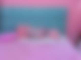 GloriaBates's Live Sex Cam Show