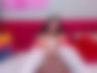 Live cam show with GloriaBates - Erotic Dance on Camsoda