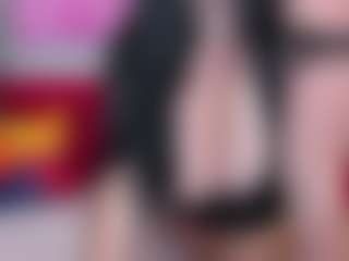 GloriaBates's Live Sex Cam Show