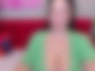 GloriaBates's Live Sex Cam Show