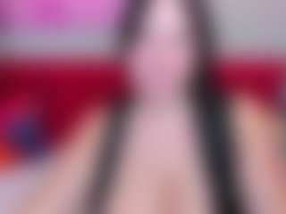 GloriaBates's Live Sex Cam Show
