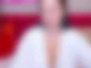 Live cam show with GloriaBates - Oil on fapnchat