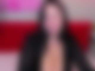 Live cam show with GloriaBates - Striptease Teen (18+) on Pornisteam.com