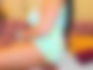 GloriaBates's Live Sex Cam Show