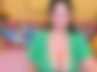 GloriaBates's Live Sex Cam Show