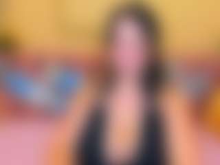 GloriaBates's Live Sex Cam Show