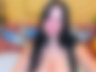 Live cam show with GloriaBates - Flashing on livesuperchat.net