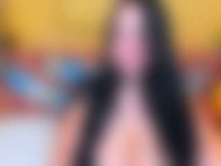 GloriaBates's Live Sex Cam Show