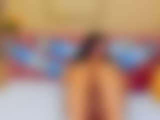 Live cam show with GloriaBates - Ahegao on Camsoda
