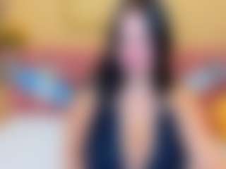 Live cam show with GloriaBates - Green Eyes on Gym Cam Girls