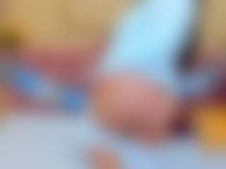 Live cam show with GloriaBates - Joi on Camsoda