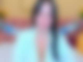 Live cam show with GloriaBates - Green Eyes on ObeyMaria