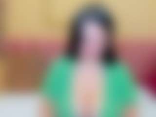 GloriaBates's Live Sex Cam Show