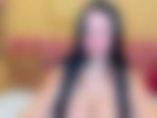 Live cam show with GloriaBates - BBW on Camsoda