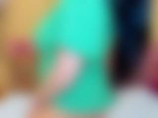 Show en direct avec GloriaBates - Green Eyes sur Camsoda