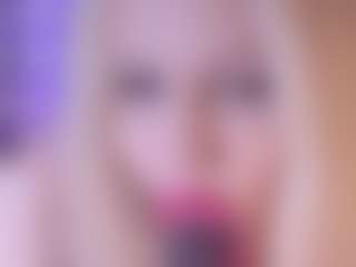 trixiedoll's Live Sex Cam Show