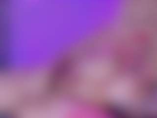 Live cam show with trixiedoll - Tease on Camsoda