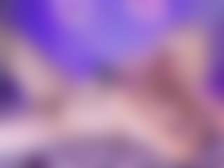 Live cam show with trixiedoll - Blue Eyes on livesuperchat.net