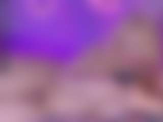 Live cam show with trixiedoll - Blonde Hair on Camsoda