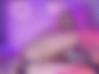 Live cam show with trixiedoll - Average on Camsoda