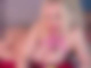 Live cam show with trixiedoll - Average on Soda Cam