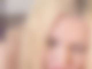 trixiedoll's Live Sex Cam Show