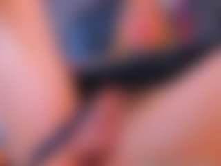Valentinaforerox's Live Sex Cam Show