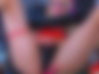 Live cam show with Valentinaforerox - Tease on CamSextacy
