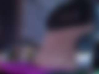 Live cam show with Valentinaforerox - Smoking on Camsoda