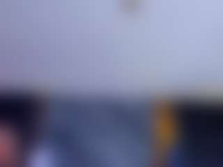 Spettacolo in cam dal vivo con Valentinaforerox - Muscular su Camsoda