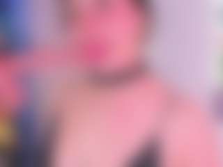 Live cam show with emma-winslow - Facial on Camsoda