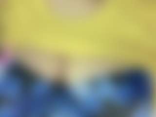 Live cam show with karlakee - Asian Curvy on Camsoda