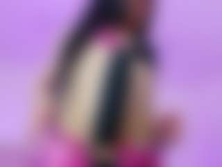 Live cam show with sabrinaturneer - Green Eyes on StripNow