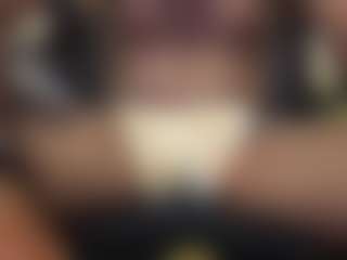 Live cam show with TooTh1ck1nthew4rmtodie - Spank on Camsoda