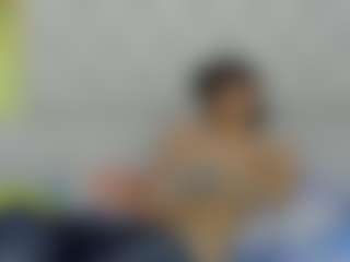 Live cam show with Damian Well - Brown Eyes on Ass Tok