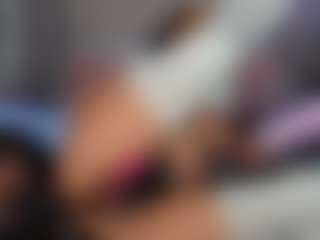 Live cam show with KhloeSweets - Twerk on friskycurves.com