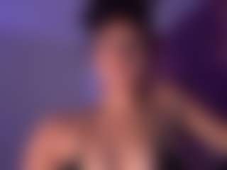 adoregenie's Live Sex Cam Show