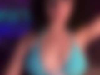 adoregenie's Live Sex Cam Show
