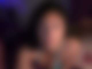 adoregenie's Live Sex Cam Show