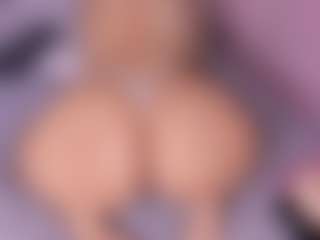 Live cam show with AMBARASM - Anal on AdultVida.com