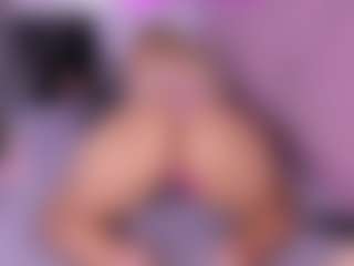 Live cam show with AMBARASM - Anal on AdultVida.com