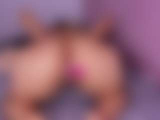Live cam show with AMBARASM - Wet on CamClone